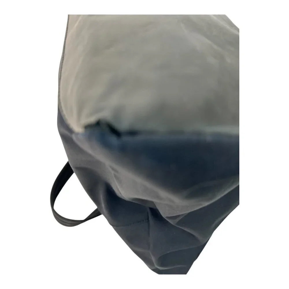 Columbia Sportswear Unisex Tote/ Duffel Back Navy Outdoor Gym Travel Hiking Golf
